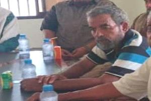 قيادات مؤتمر حضرموت الجامع بالديس الشرقية تطمئن على صحة رئيس دائرة الأمن والدفاع