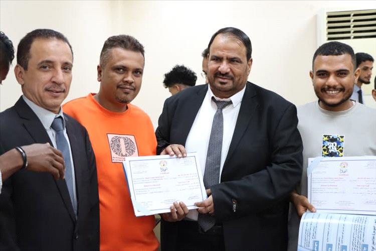 شركة النفط بعدن تختتم دورة تدريبية متخصصة في كهرباء السيارات الحديثة