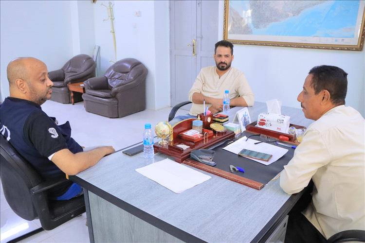 الدكتور العمودي يشيد بجهود مركز الاطراف الصناعية وإعادة التأهيل الممول من مركز الملك سلمان