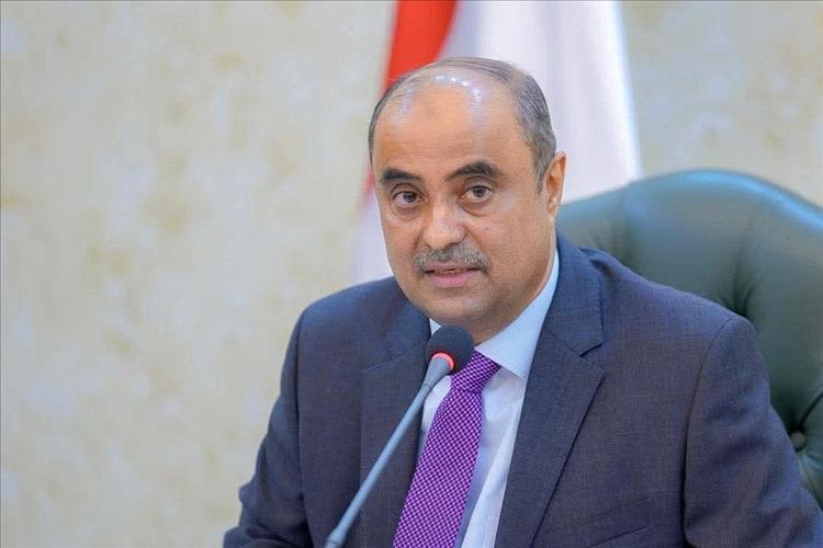 صحافي: سالم بن بريك بصيص الأمل الوحيد لإصلاح ما يمكن إصلاحه