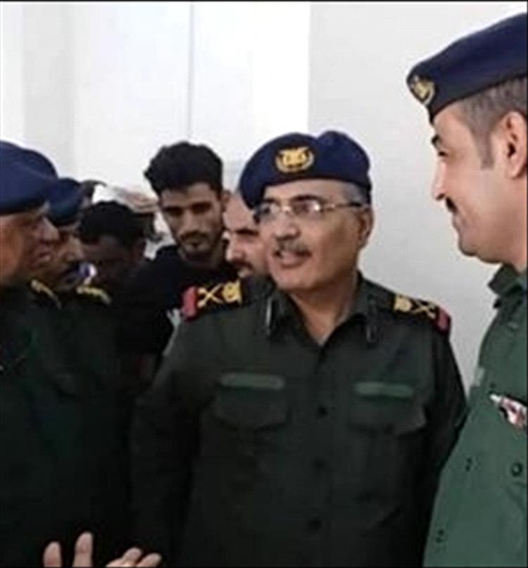 الوكيل المساعد لقطاع الموارد البشرية والمالية يُعزّي بوفاة المناضل الفقيد أديب محمد صالح العيسي