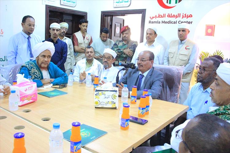 الوكيل التميمي والعلامة الحبيب عمر بن حفيظ يفتتحان مشروع مركز الرملة الطبي بتريم، ويدشنان القافلة الطبية المصاحبة للافتتاح