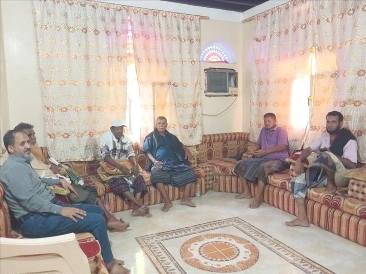 تكتل أحزاب أبين: معاناة الناس بلغت حدّ الانفجار.. والحكومة مطالَبة بقرارات عاجلة