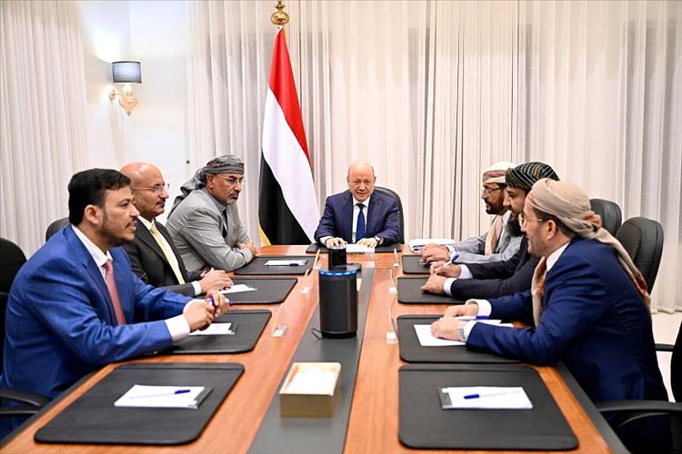 مجلس القيادة يواصل مناقشاته لمستجدات الاوضاع المحلية والاقليمية