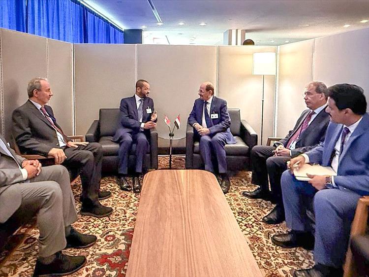 الزنداني يلتقي وزير الخارجية العماني