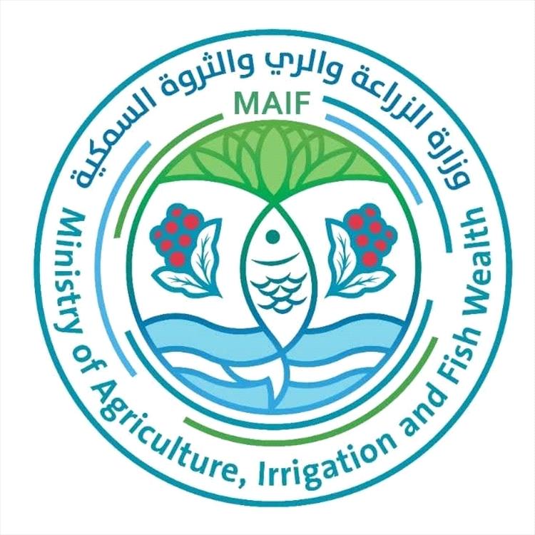 مكتب الزراعة بعدن يوزع الحقائب البيطرية للمتدربين في مجال الصحة الحيوانية