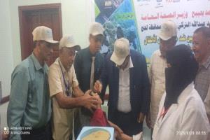 الصلاحي وجابر يدشنان الحملة الثانية ضد مرض شلل الأطفال بلحج