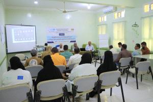دورة تدريبية لإدخال البيانات الالكترونية والتأسيسية لتقديم خدمات التحصين للعاملين بالمرافق الصحية بمديرية شبام أبتداً بسيئون