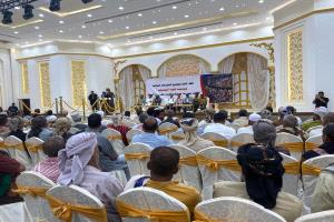 اللجنة المجتمعية تعقد لقائها العام وتدين استخدام ملف الكهرباء للضغوطات السياسية بالمكلا