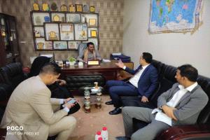 لقاء يناقش آلية التعاون بين الشؤون الاجتماعية والعمل بالمهرة وبنك حضرموت
