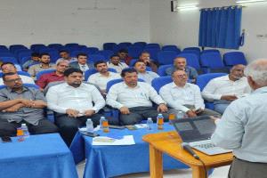 مركز التطوير الأكاديمي وضمان الجودة بجامعة المهرة يقيم ورشة تعريفية عن التصنيف الوطني للجامعات اليمنية
