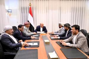 عاجل : مجلس القيادة الرئاسي يصدر بيانا بخصوص موقفه من قرارات اللواء عيدروس الزبيدي الأخيرة