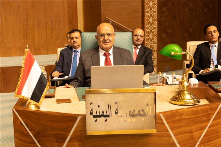 اليمن يشارك في الاجتماع الطارئ لمجلس الجامعة العربية ويؤكد رفضه لقانون إعدام الأسرى