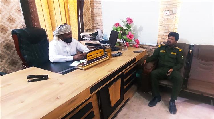 مدير مستشفى الغيضة يستقبل نظيرة مدير عام الأحوال المدنية بالمحافظة