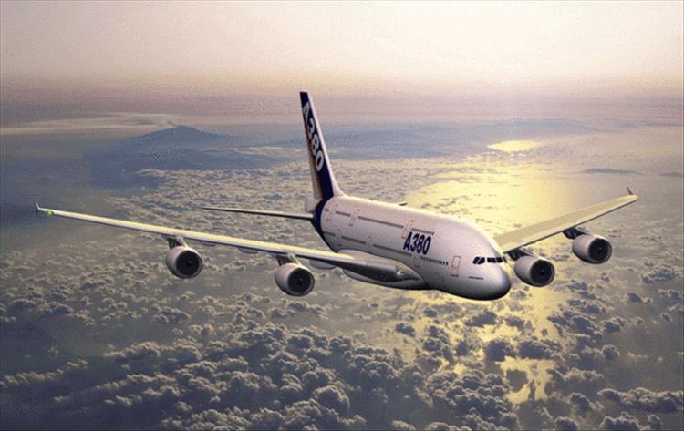 تحذير من إفلاس شركات الطيران بسبب ارتفاع أسعار الوقود نتيجة الحرب على إيران