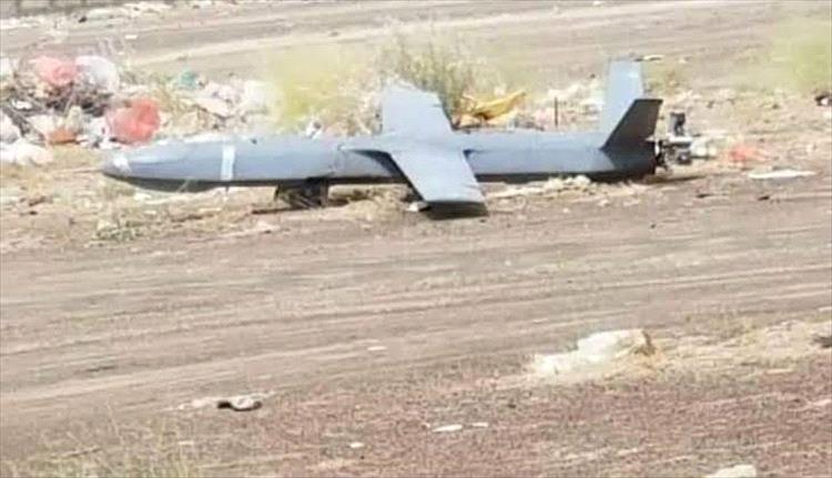 طائرة مسيّرة تستهدف موقعًا عسكريًا في شبوة وتخلف إصابات