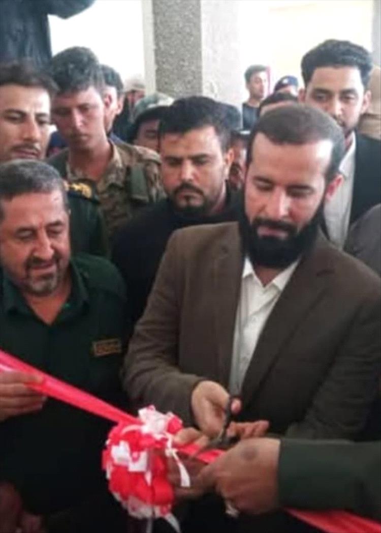 محافظ أبين يدشن فتح مركز الإصدار الآلي في خنفر بعد توقف دام سنتين