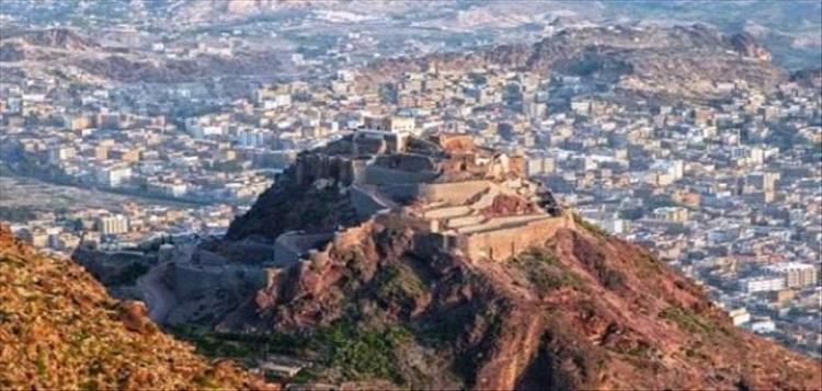 تصاعد الغضب في تعز.. اتهامات بعرقلة تشغيل الكهرباء الحكومية ومطالبات بالتحقيق