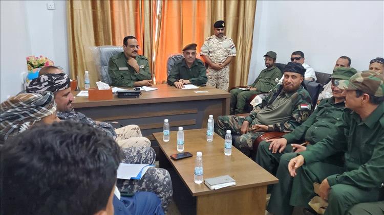 شرطة الضالع ترفع مستوى التأهب وتفقد مكاتب الإدارات لضمان الانضباط