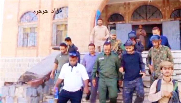 مدير عام شرطة الضالع يتفقد أقسام شرطة المحافظة ويدعوا لتكثيف الجهود الأمنية