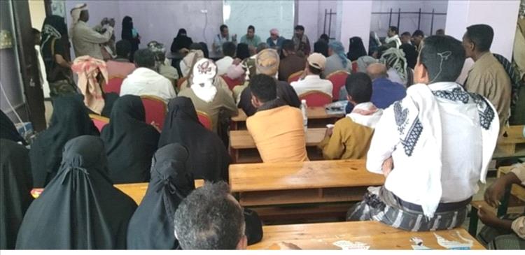 اجتماع في خنفر برئاسة المدير العام لمناقشة شكاوى استبعاد مستحقين من كشوفات منظمة كير