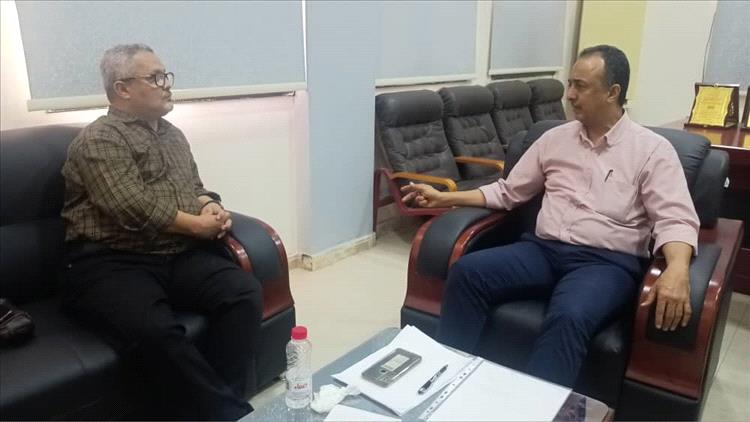 صحة عدن تناقش الترتيبات الجارية لإطلاق المؤتمر الدولي العاشر لطب الأسنان في مايو المقبل