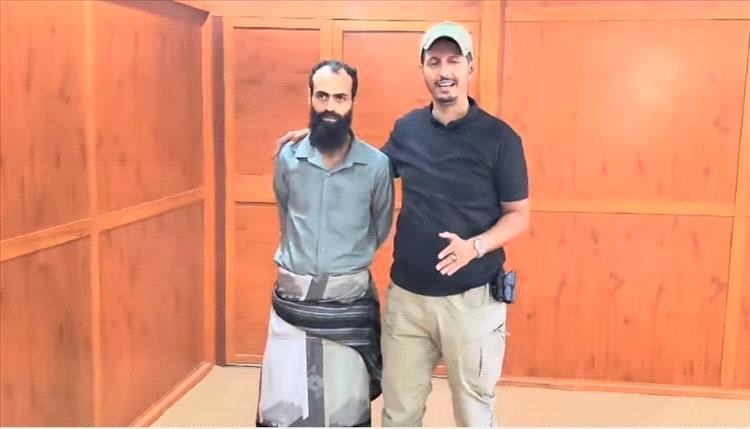 عاجل: الإفراج عن موظف اليمنية بلال داود بعد 9 أشهر و14 يومًا من السجن