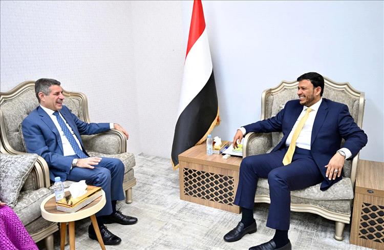 خلال لقائه السفير الأمريكي.. العليمي يؤكد استمرار الإصلاحات الاقتصادية