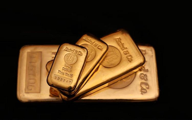 استقرار الذهب مع ترقب تحركات الأسواق العالمية