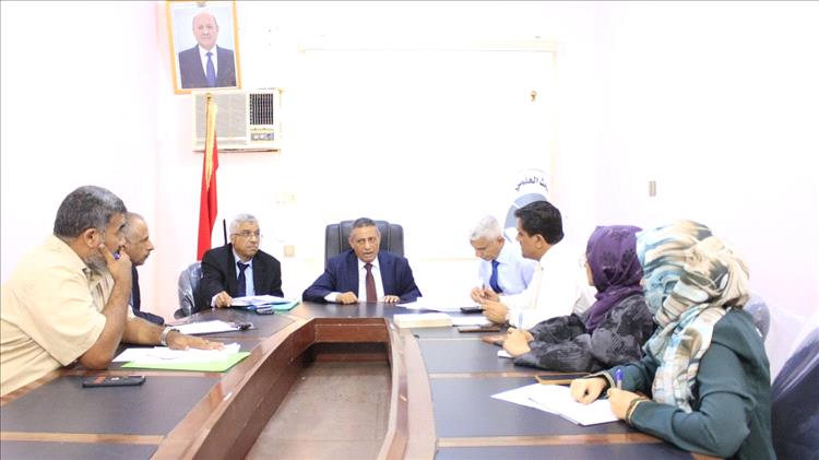 الوزير نعمان يترأس اجتماع لمناقشة اطر إعداد اللائحة التنفيذية لقانون التعليم العالي