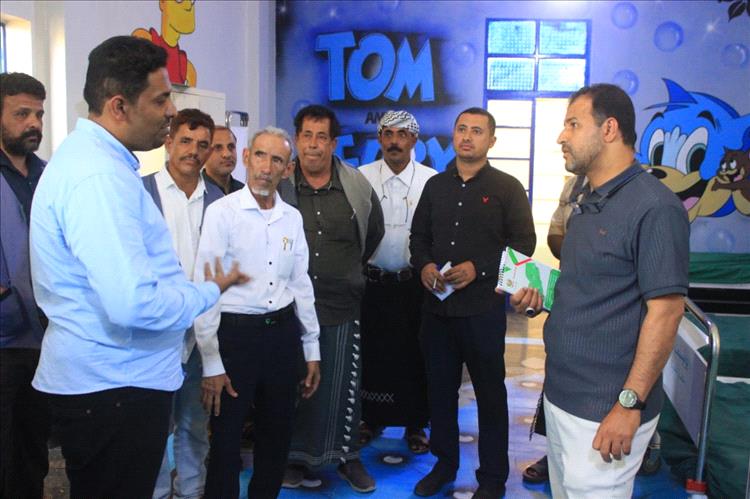 مدير عام مكتب وزارة الصحة بساحل حضرموت يطّلع على مستوى الخدمات الصحية بمديرية دوعن ومشروع مركز الغسيل الكلوي