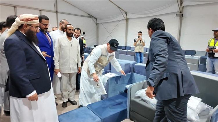 وزير الأوقاف يتفقد مخيمات حجاج اليمن في المشاعر المقدسة