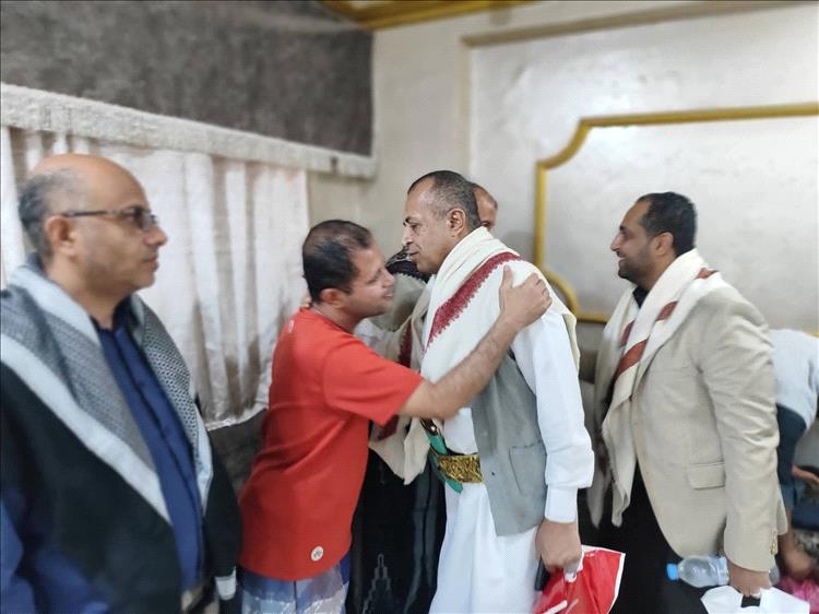 تشييع جنائزي مهيب للشهيد الطفل ايلول بحضور رسمي وشعبي.