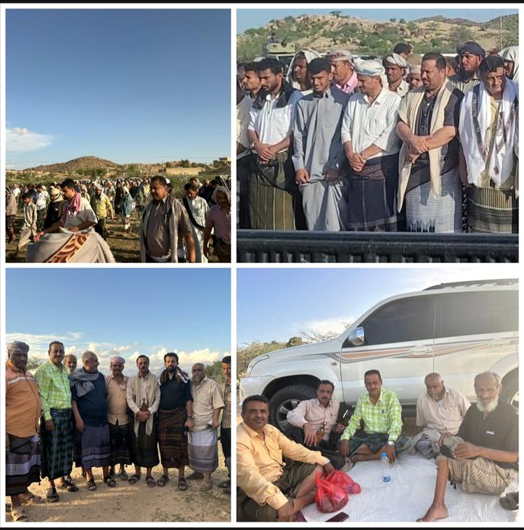 جموع غفيرة تقدمهم شخصيات وقيادات رفيعة يشاركون سامي السعيدي وأخوانه في تشييع والدته بمسقط رأسها بمكرارة دثينة بأبين