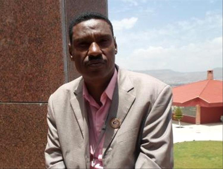 الحذيفي: سطوة السلاح تصنع النفوذ في اليمن وتحدد مكانة الأفراد