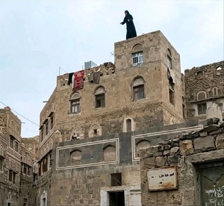 نهاية مأساوية لعروس في حجة عقب صدور حكم قضائي بإعادتها لزوجها قسراً.. فيديو