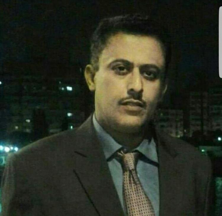 ثَرْثَرَة الْيَاسَمِين..