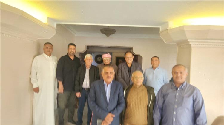 الرئيس علي ناصر محمد يستقبل الشيخ علي القفيش ويشدد على الحوار لتحقيق السلام