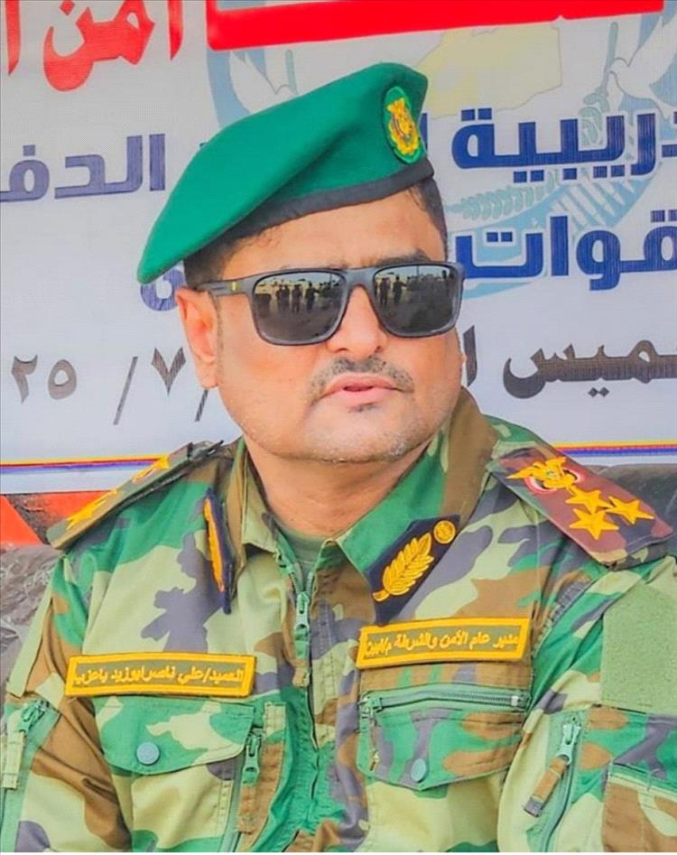 مدير عام أمن أبين يعزي في وفاة  المناضل حسين دحه الميسري