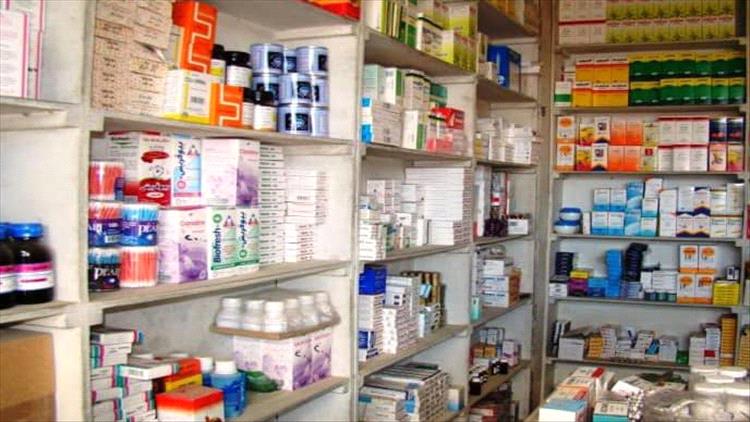 سكان عدن يطالبون بتدخل رقابي عاجل لضبط أسعار الأدوية المتصاعدة