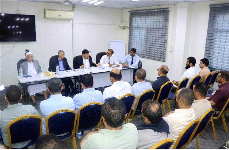 نائب وزير الصناعة والتجارة يؤكد تعزيز الشراكة مع القطاع الخاص لضبط الأسواق ومعالجة التحديات