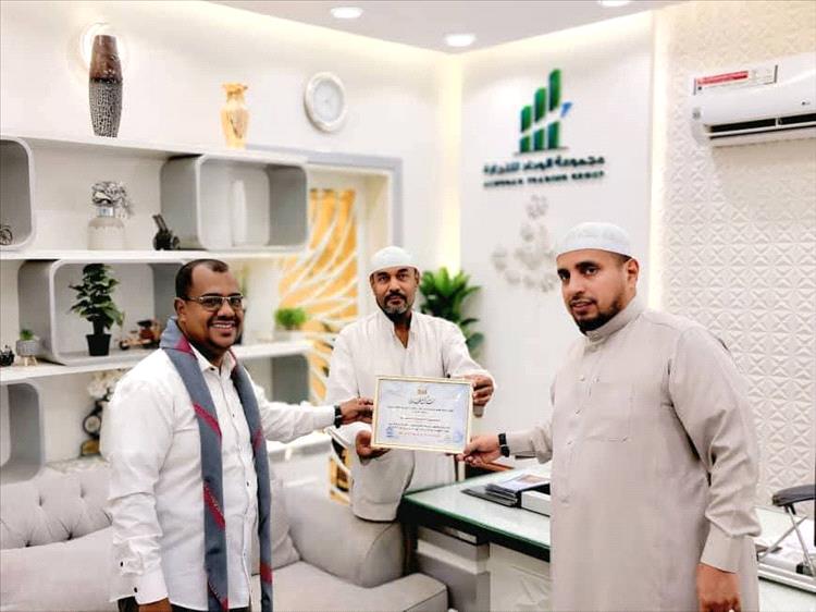 السلطة المحلية بتريم تشيد بدور منظمات المجتمع المدني خلال رمضان