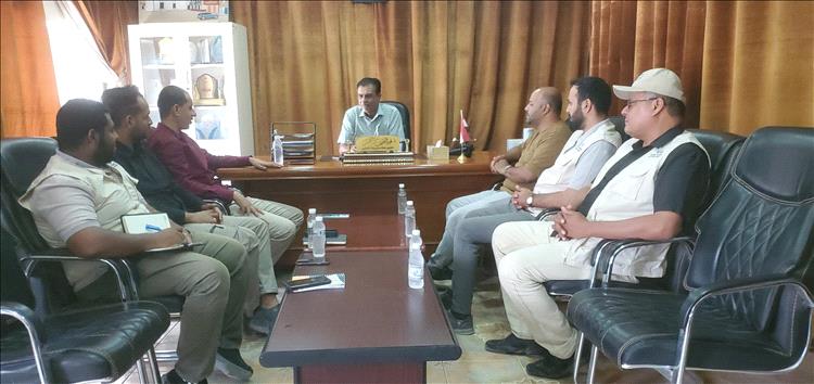 مدير عام مديرية القطن يلتقي فريق منظمة صناع النهضة