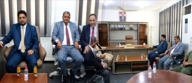 وزير التعليم الفني يناقش مع محافظ الضالع تطوير المعاهد الفنية وربطها بسوق العمل