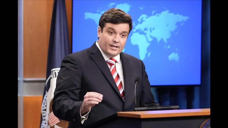 الولايات المتحدة تعلن عقوبات تستهدف شبكات تهريب النفط الإيرانية وتمويل “أسطول الظل”