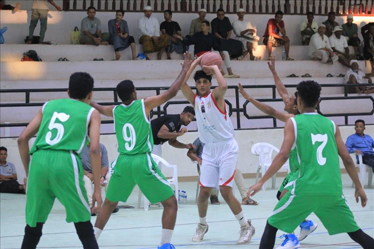 بطولة البرنامج السعودي لتنمية واعمار اليمن لكرة السلة: سيئون يعتلي الصدارة بالعلامة الكاملة وشبام يلحق به إلى الدور التالي