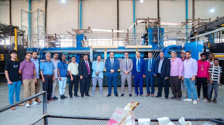 نائب وزير الإعلام يتفقد مؤسسة 14 أكتوبر ويعقد اجتماعًا مع قيادات الوزارة والمؤسسة