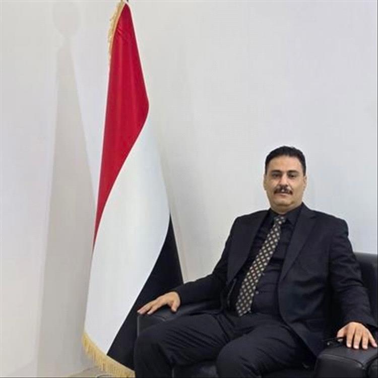 الكميم: "المفاخرة الزائدة" بالثروة في إب فتحت شهية الحوثيين لنهب المحافظة