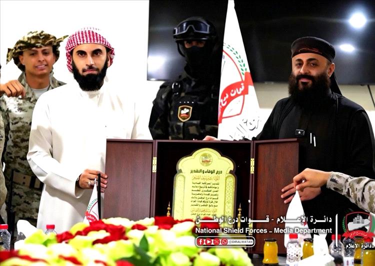 تسليم قيادة درع الوطن في عدن.. انتقال منظم يعزز الانضباط ويواصل البناء المؤسسي