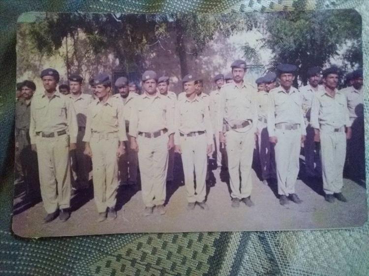 ضباط في مرور أبين يستذكرون "الزمن الجميل" عبر صورة نادرة من العام 1997م